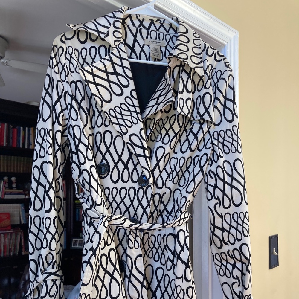 Vertigo of Paris ladies trench coat